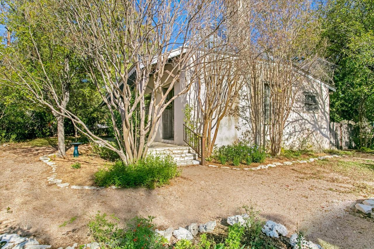 Villa Adams Travis - 1B1Ba, Pet Friendly With Fee, Walk To Main à Fredericksburg Extérieur photo