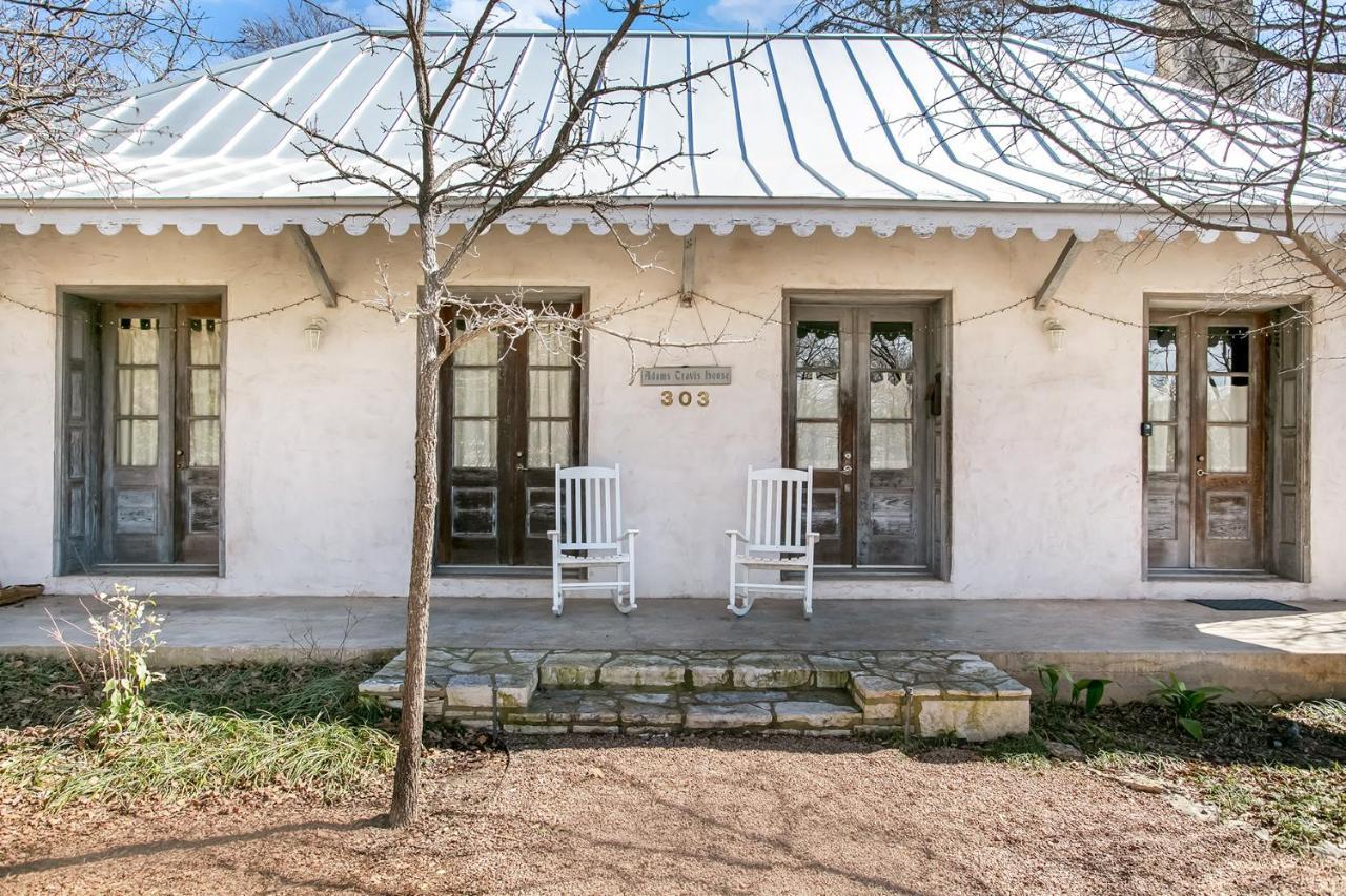 Villa Adams Travis - 1B1Ba, Pet Friendly With Fee, Walk To Main à Fredericksburg Extérieur photo